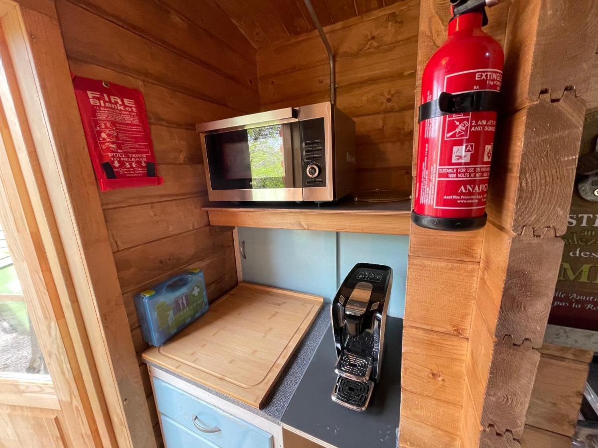 Retro Private Lodge With Hot Tub Nr Dartmoor Newton Abbot Exteriör bild