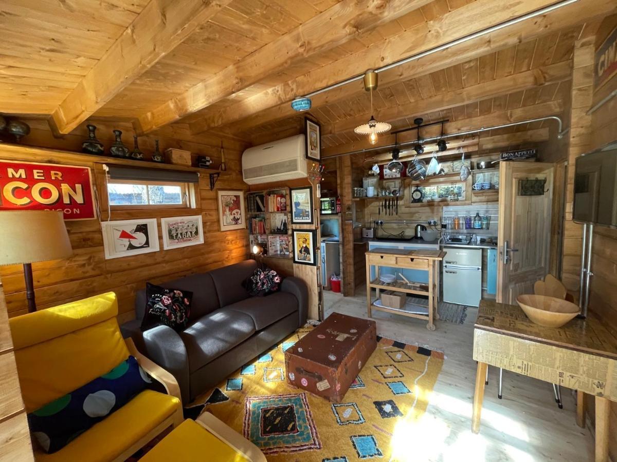 Retro Private Lodge With Hot Tub Nr Dartmoor Newton Abbot Exteriör bild