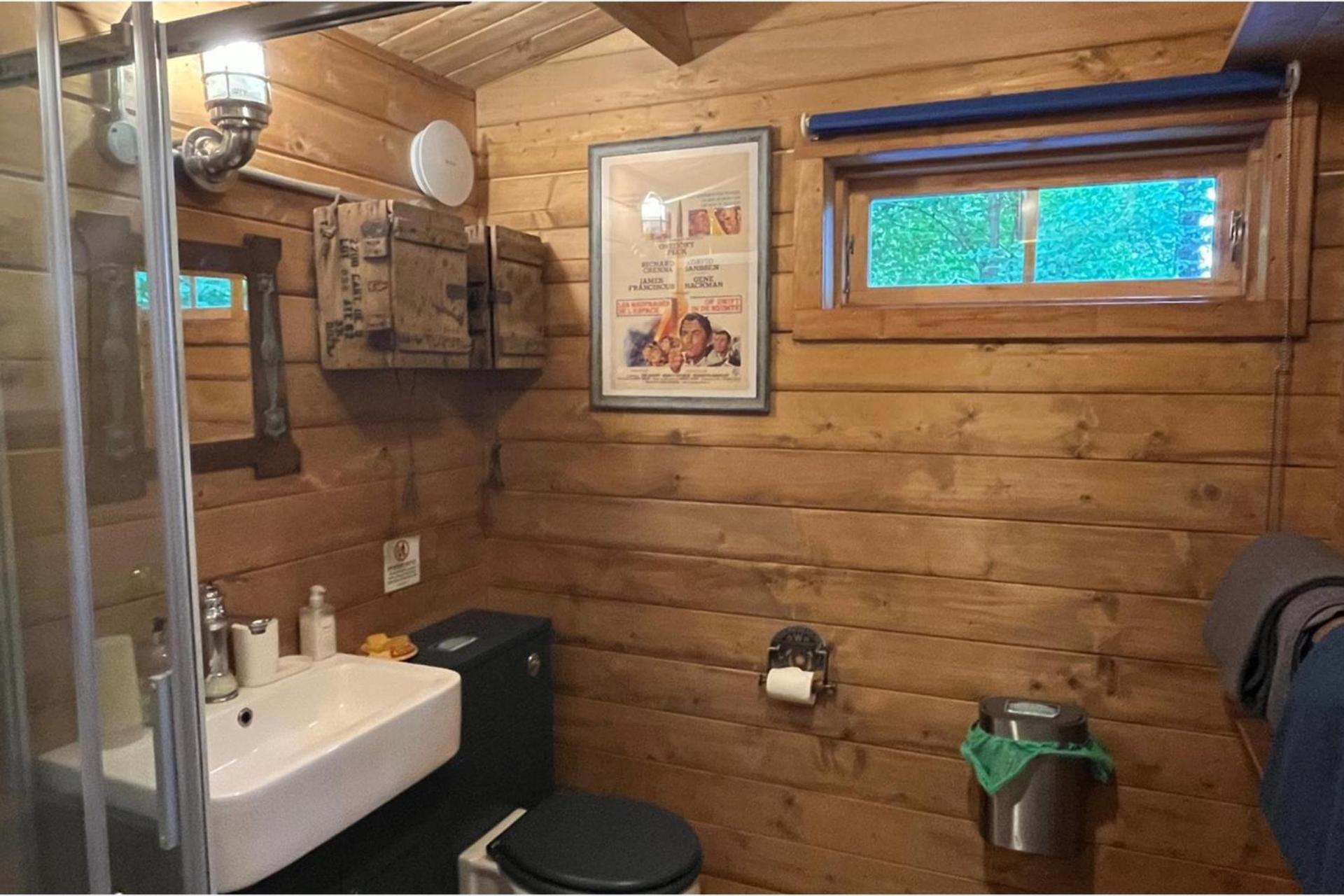 Retro Private Lodge With Hot Tub Nr Dartmoor Newton Abbot Exteriör bild